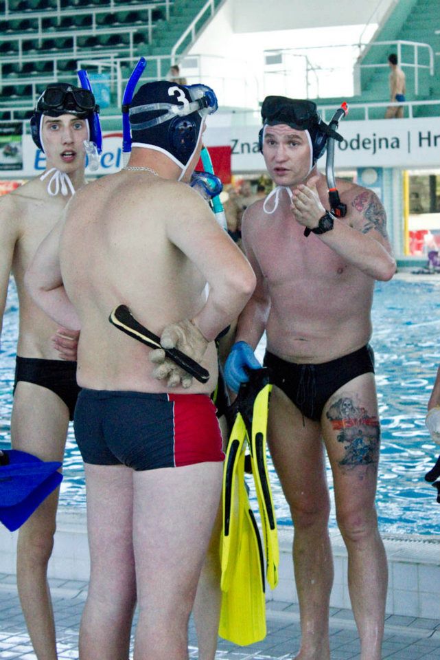 Hokej pod wodą Walenie Czechy V 2012